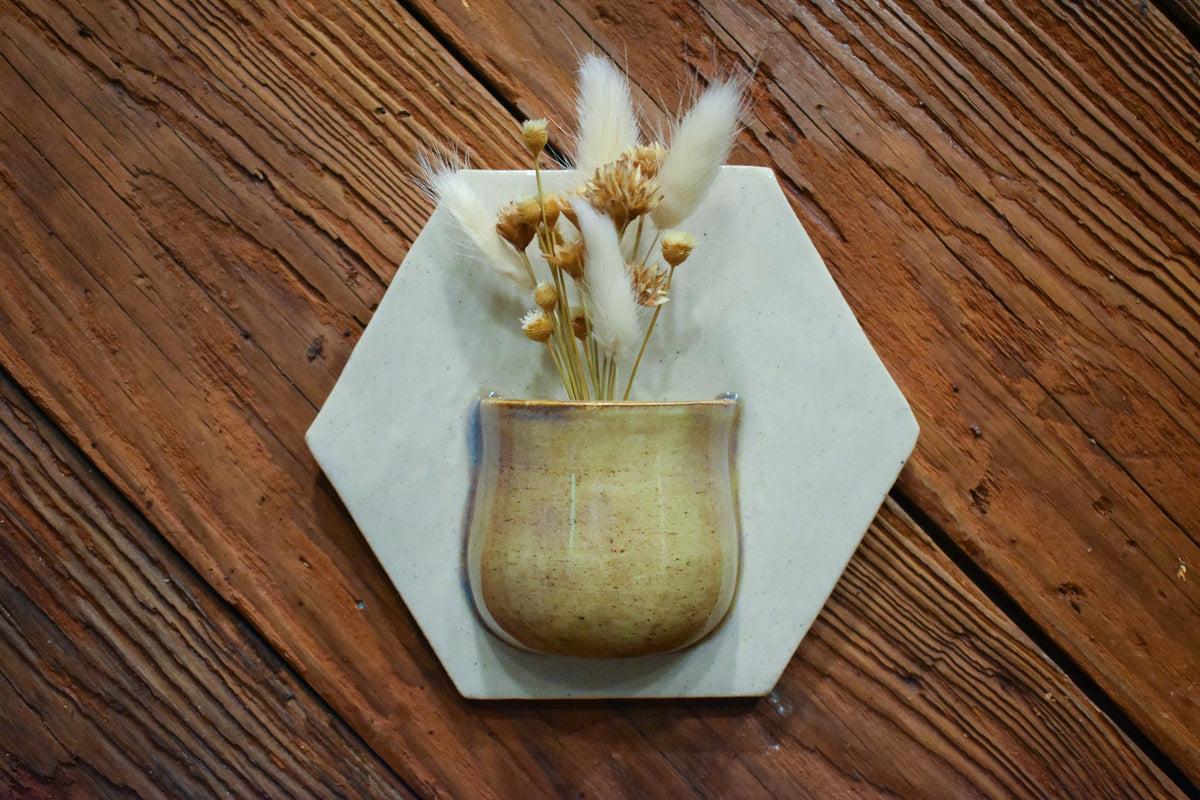 Still Corners collection: handmade ceramic home decor